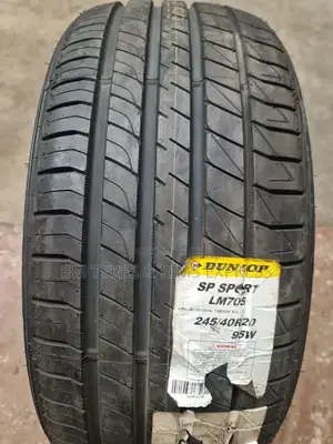 245 /40 R20 Dunlop Tyres (Japan) Highway Terrrain