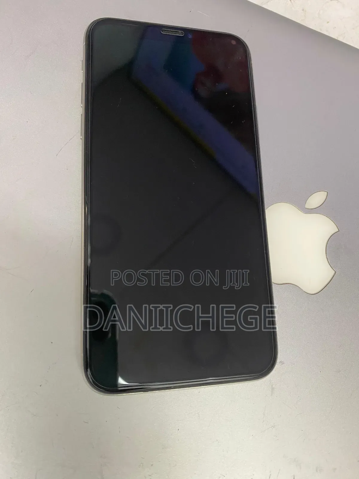 Apple iPhone X 256 GB White