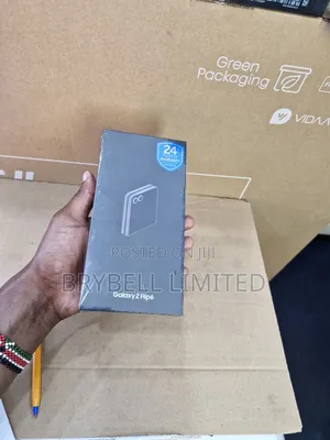 New Samsung Galaxy Z Flip6 256 GB Blue