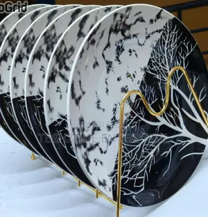High Quality Set of 6 Tree Plates 