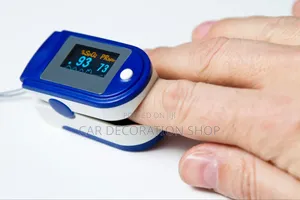 Fingertip Pulse Oximeter Measures Spo2 and Pulse Rate