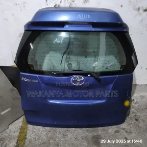 Toyota Ractis 2012/2014 Tailgate With High Roof, Ex Japan