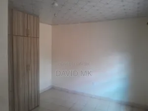 2bdrm Bungalow in Memmbley, Membley Estate for rent