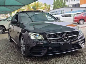 Mercedes-Benz E300 2019 Black