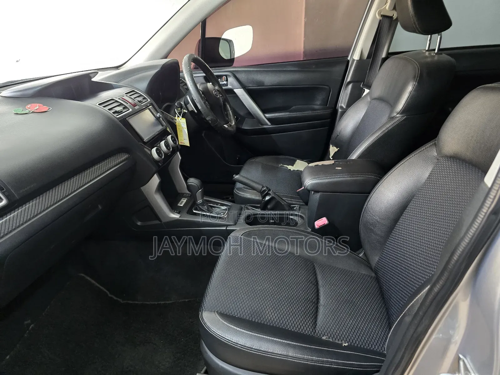 Subaru Forester 2015 Silver