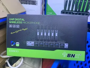 BNK Es600 Uhf Wireless Microphone