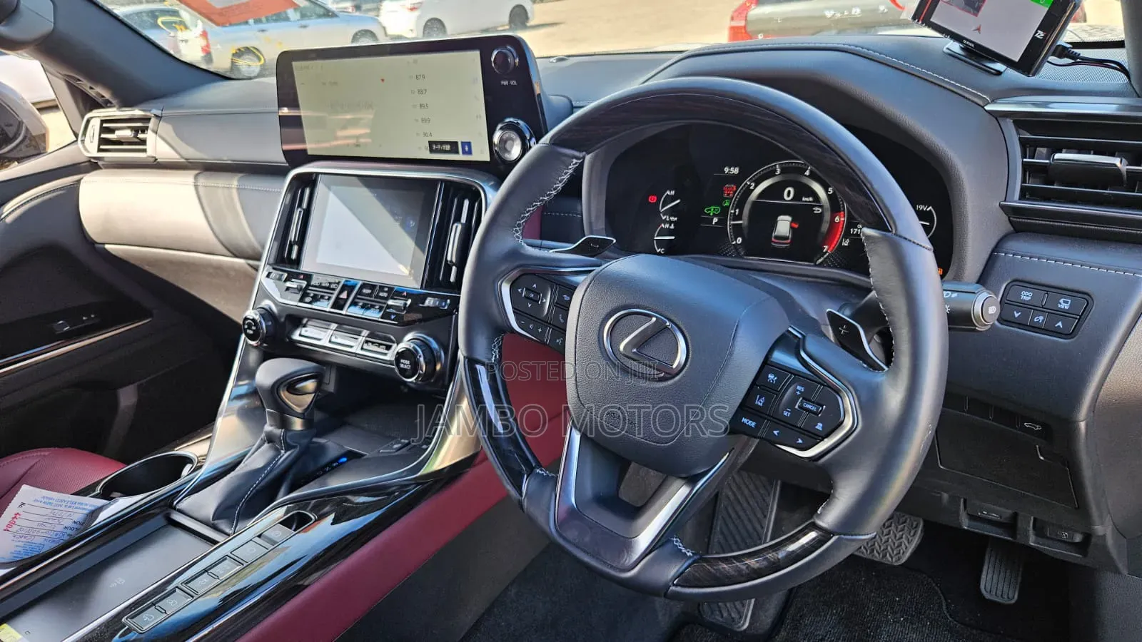 Lexus LX 2024 Gold