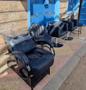 Manicure Set of Chairs and Salon Wash Basin