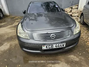 Nissan Skyline 2009 Gray