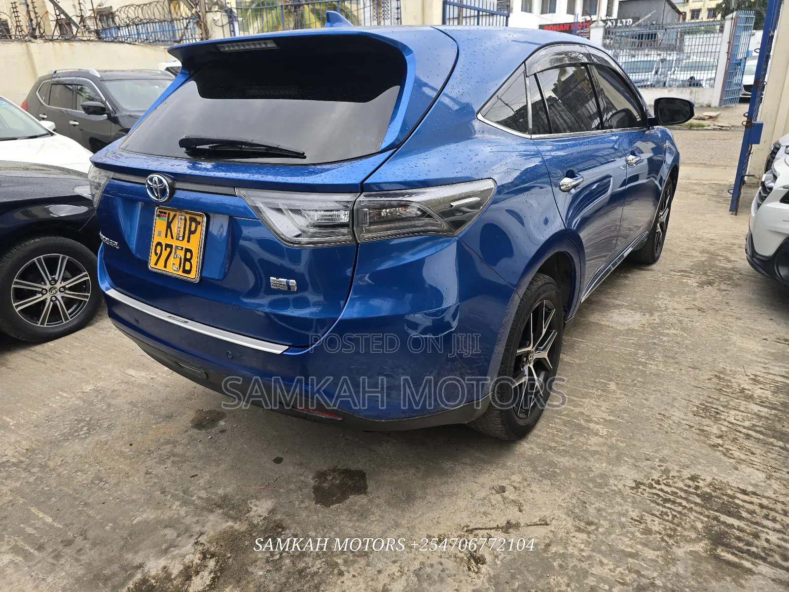 Toyota Harrier 2016 Blue