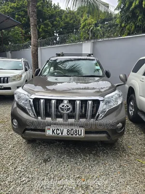 Toyota Land Cruiser Prado 2013 Brown