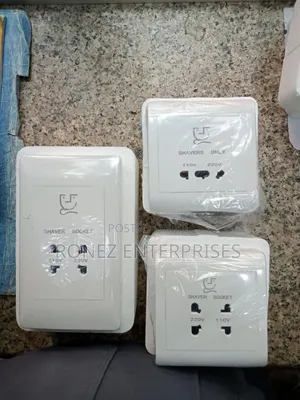 Shaver Socket 100v-240 V