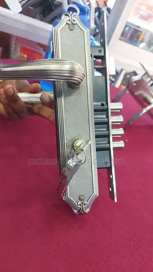 Fealty 4-Pin High-Quality Door Lock Set