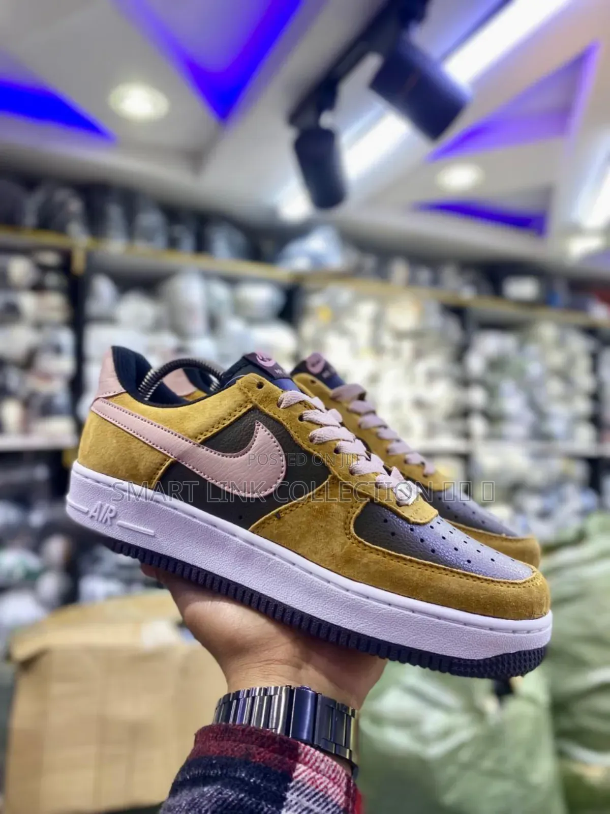 Nike Airforce 1 Brown 
Quality