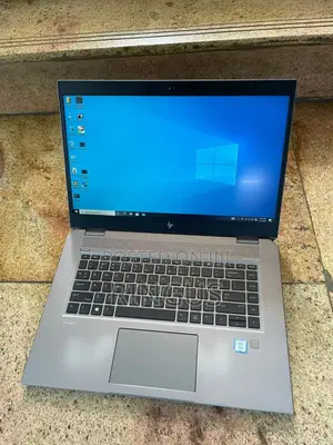 New Laptop HP ZBook 15u G5 32GB Intel Xeon SSD 512GB