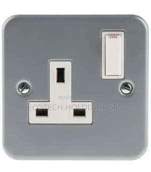 Single Metal Clad Socket 13amps