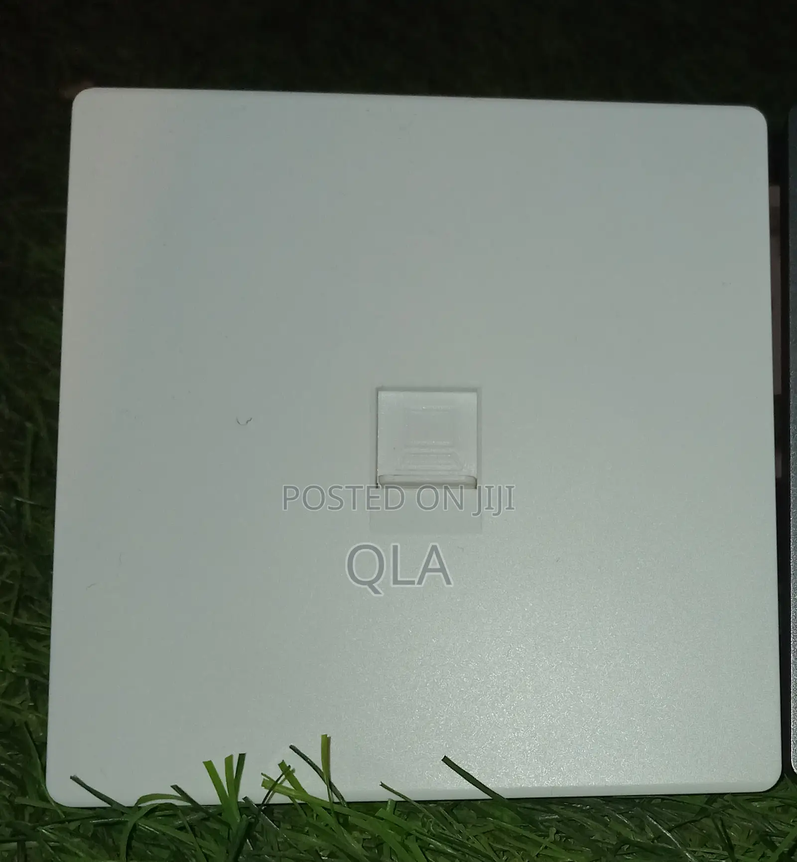 Data/Computer Socket