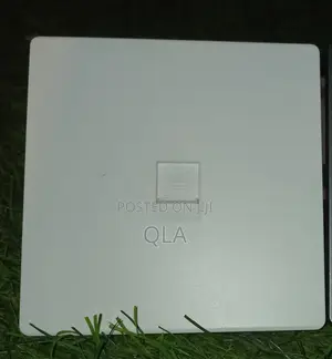Data/Computer Socket