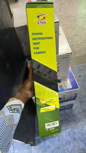 S-Tek Black Cabinet Power Distribution Unit – Pdu