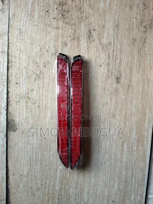 Universal Rear Bumper Reflector Light for Toyota Cars
