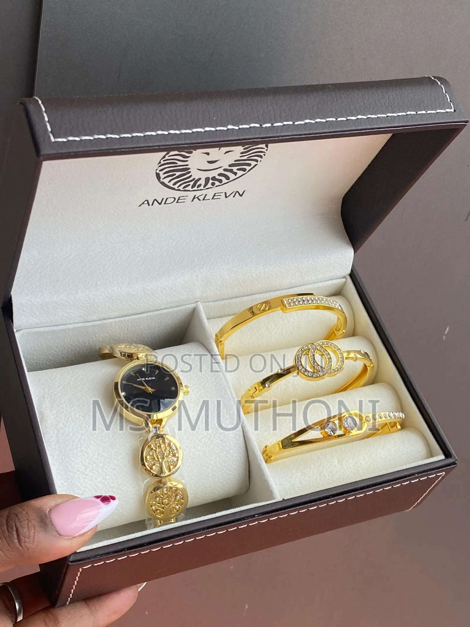 Ladies Gift Sets  ( Watch 3 Bracelets)