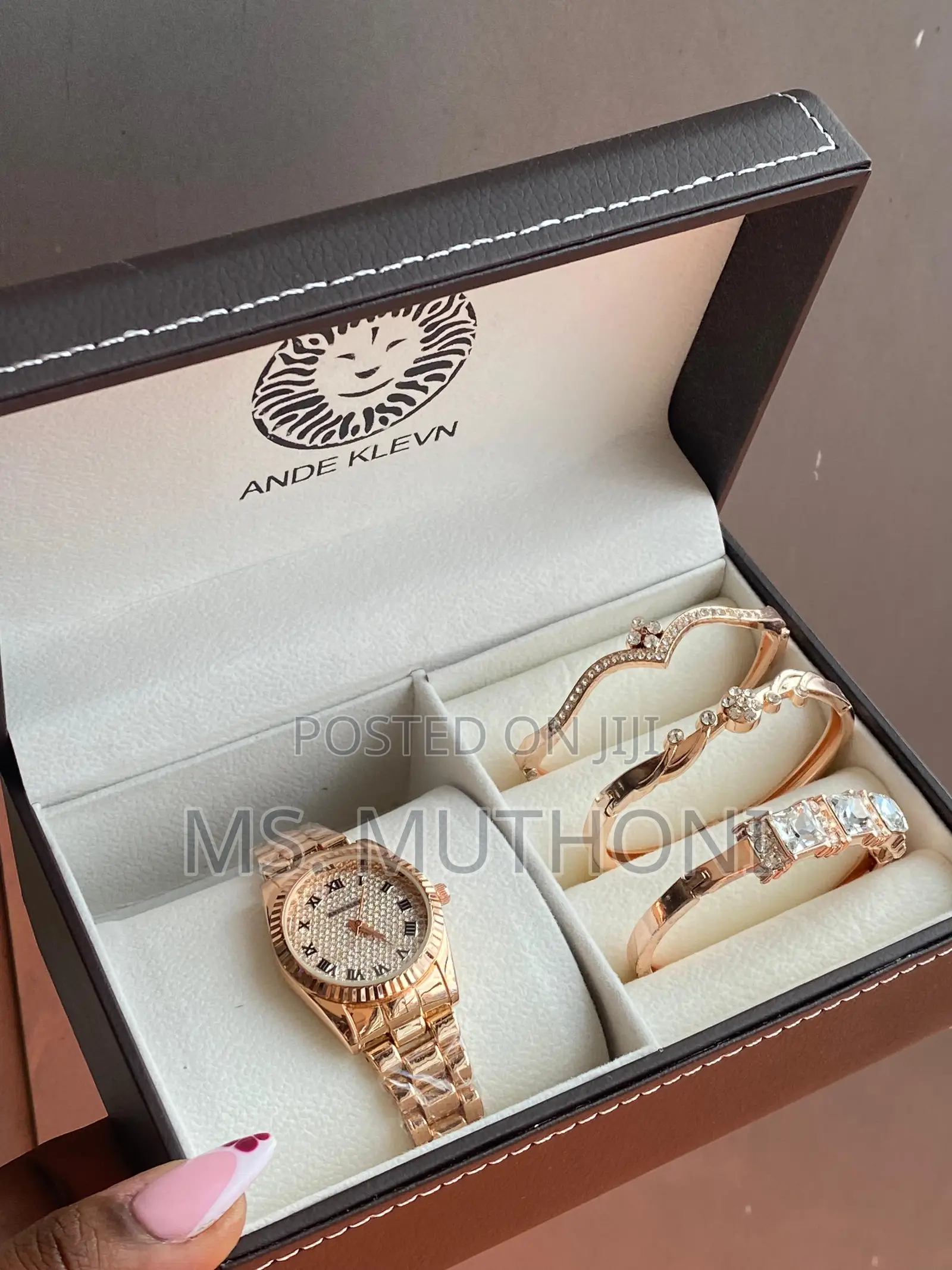 Ladies Gift Sets  ( Watch 3 Bracelets)