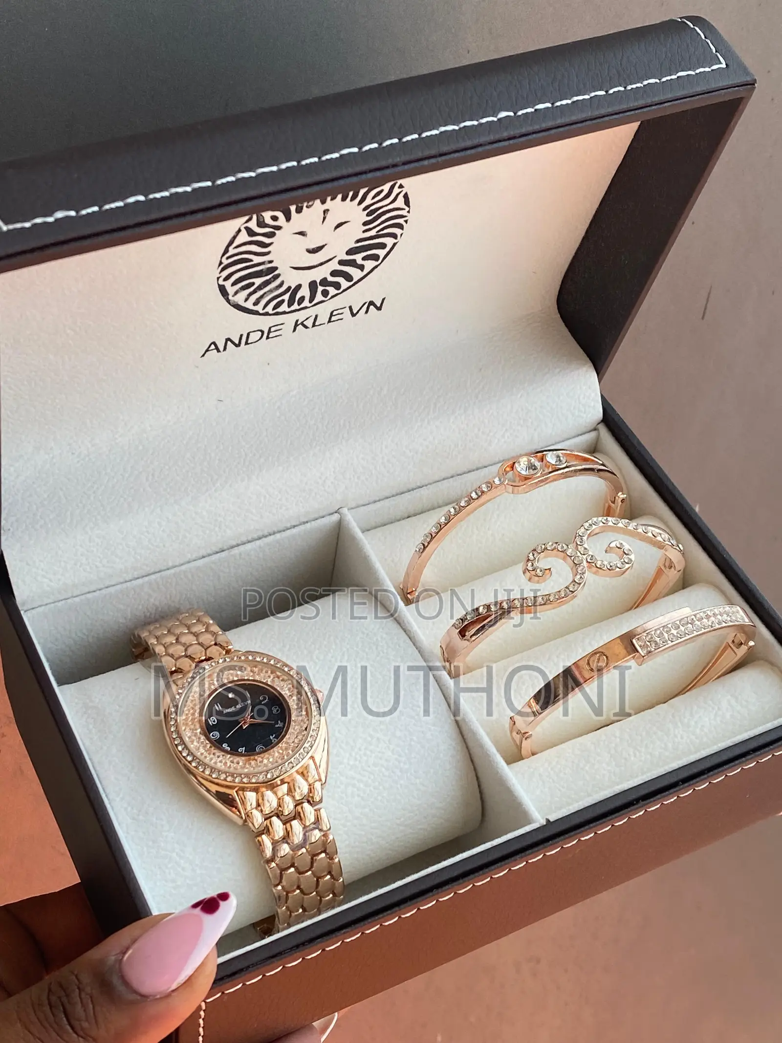 Ladies Gift Sets  ( Watch 3 Bracelets)