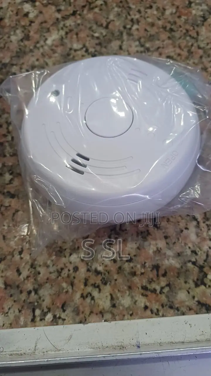 Standalone Smoke Detector With Battery