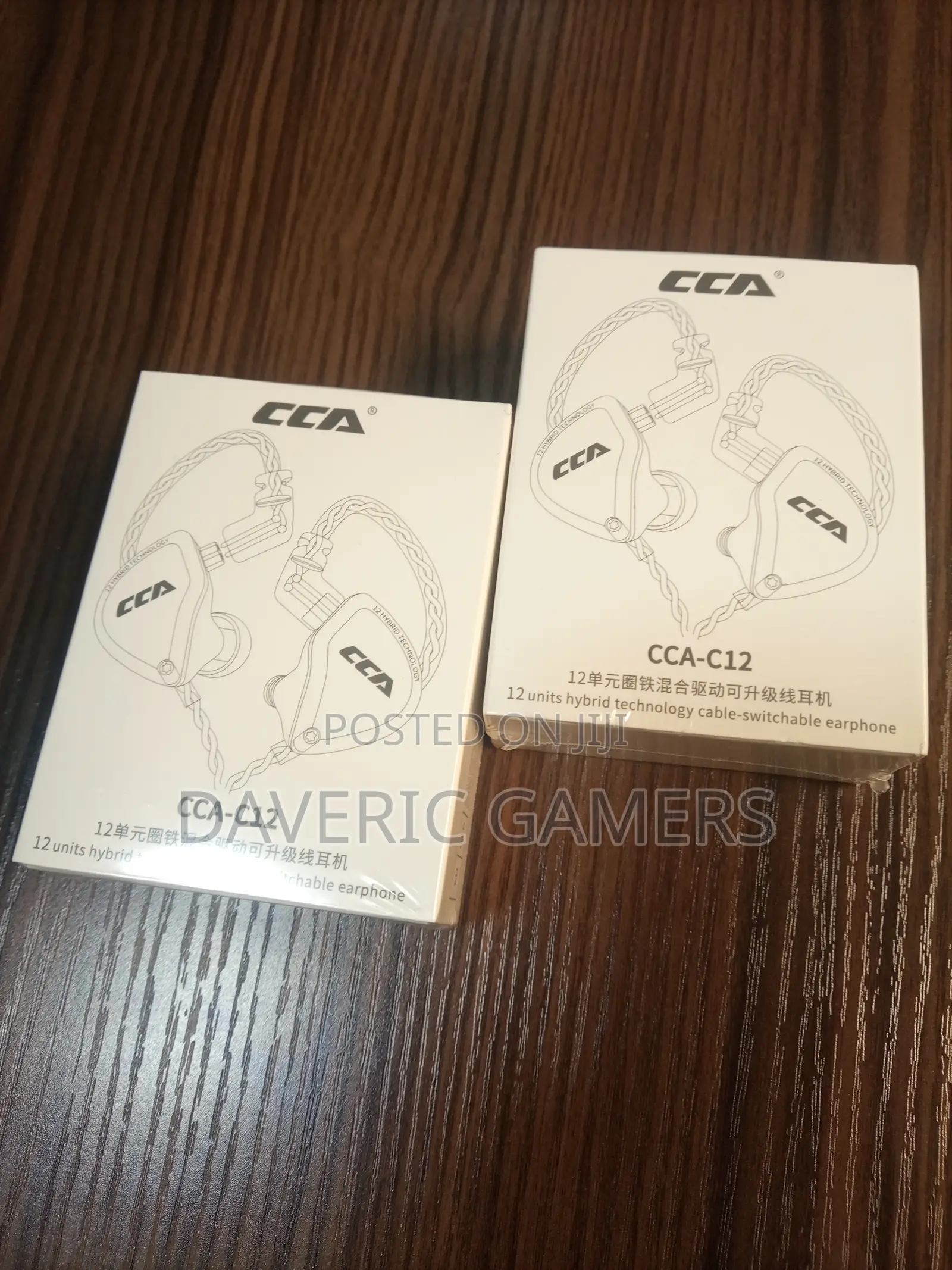 Cca C12 In Ears