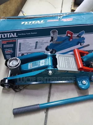 Total Hydraulic Floor Jack 2ton/ Commercial Jack