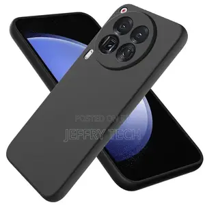 Vouge Tecno Camon 30 Black Soft Silicone Phone Case