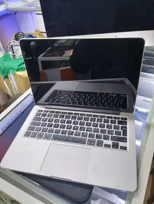 New Laptop Apple MacBook 2014 8GB Intel Core I5 SSD 256GB