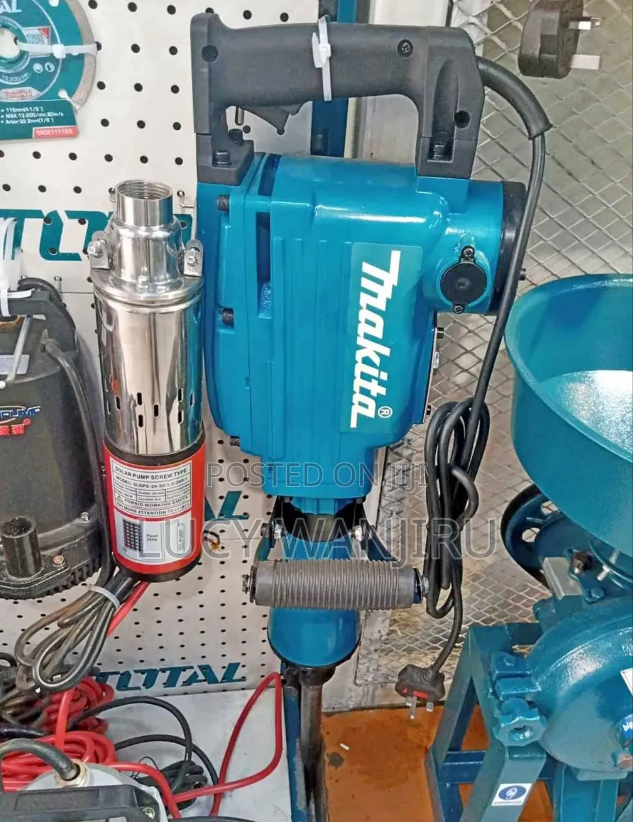 Makita Demolition Breaker / Electric Jack Hammer Drill