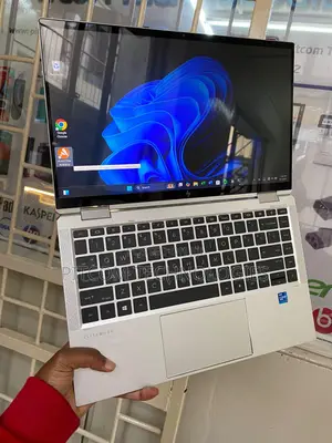 Laptop HP EliteBook 1040 G8 16GB Intel Core I7 SSD 512GB
