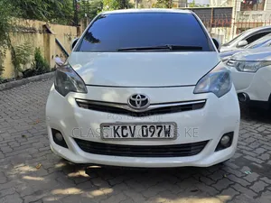 Toyota Ractis 1.5 FWD 2015 White