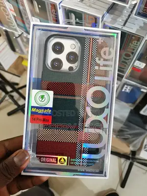 Discover Innnovation by Luxo iPhone Back Case14 Pro Max