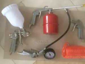Automotive Pneumatic Kit With Spray and Inflator Tools