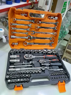 Non Sliding 82 Pcs Mechanical Spanners Socket Set