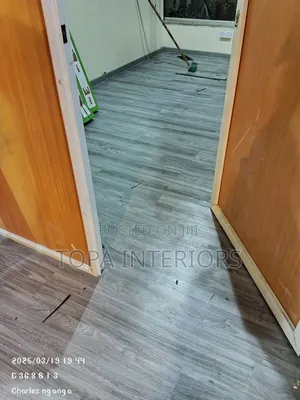 Elegant Waterproof Vinyl Flooring Carpets Wooden Look Mkeka