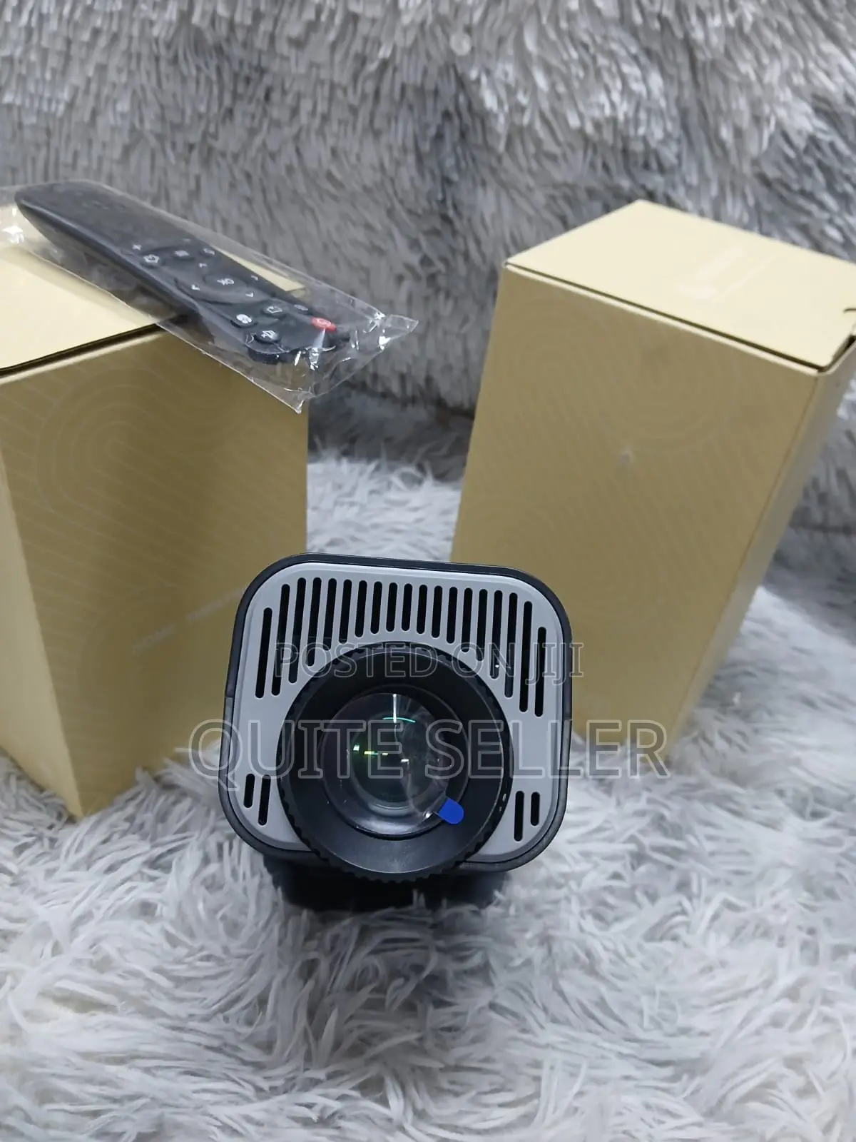 Television Ultra High Definition Android 13 Projector