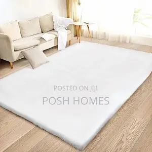 Smooth Comfortable Skin Friendly Fur Mat