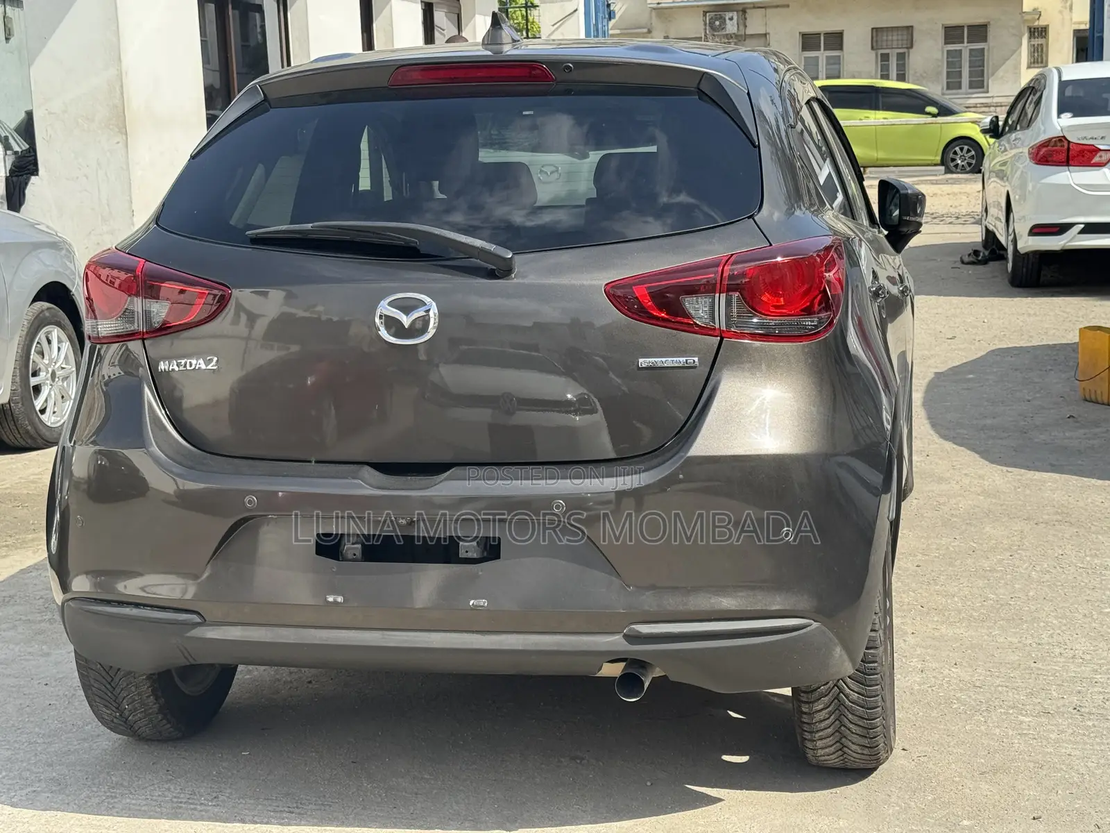 Mazda 2 2021 Gray
