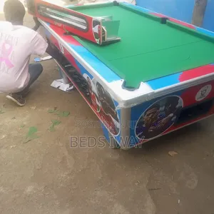 Best New Pooltable With Accessories