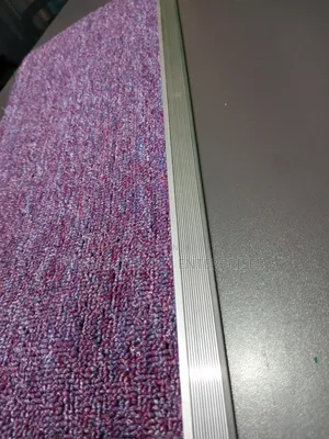 Strong Silver Carpet Naplock