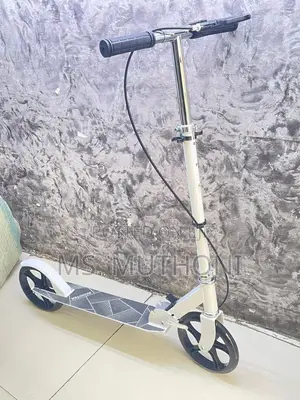 Teenagers / Kids Foldable Metallic Scooter Hand Brake
