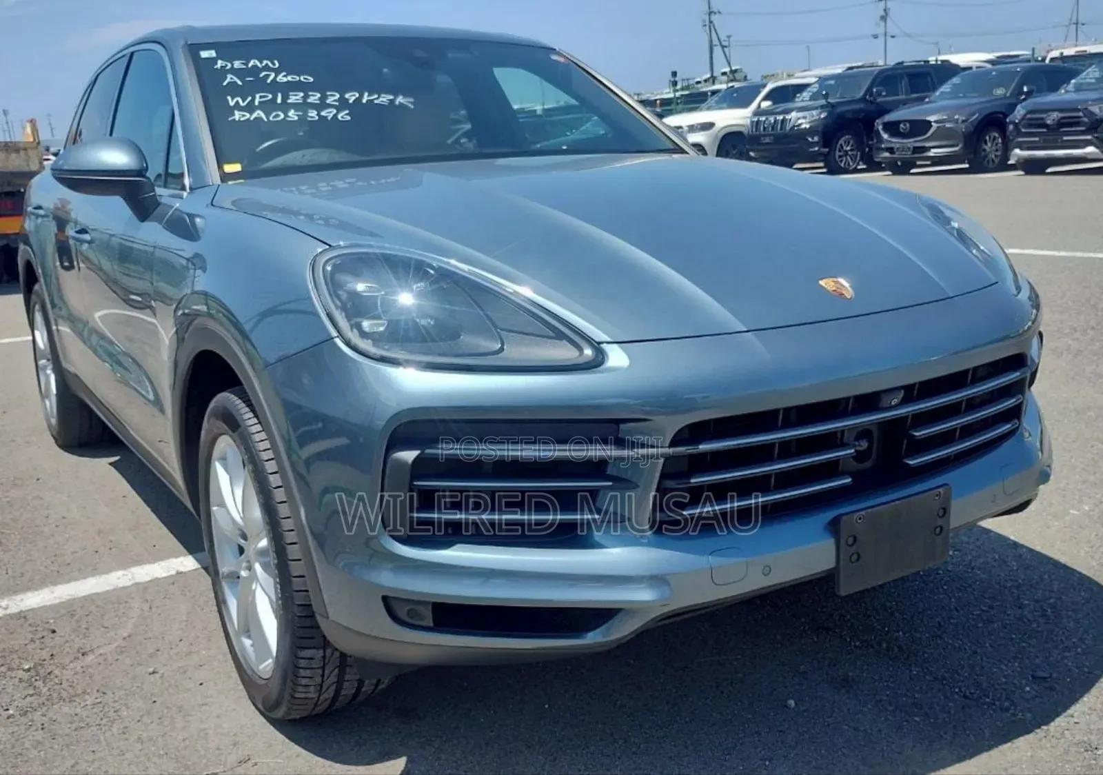 Porsche Cayenne Base AWD 2019 Gray
