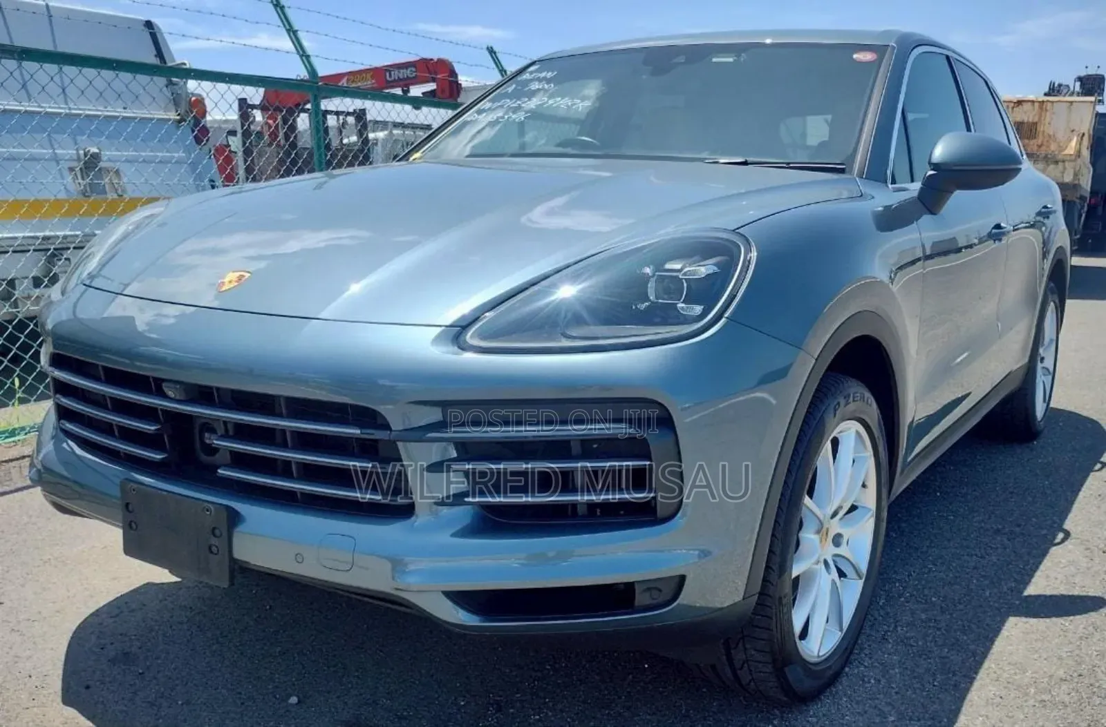 Porsche Cayenne Base AWD 2019 Gray