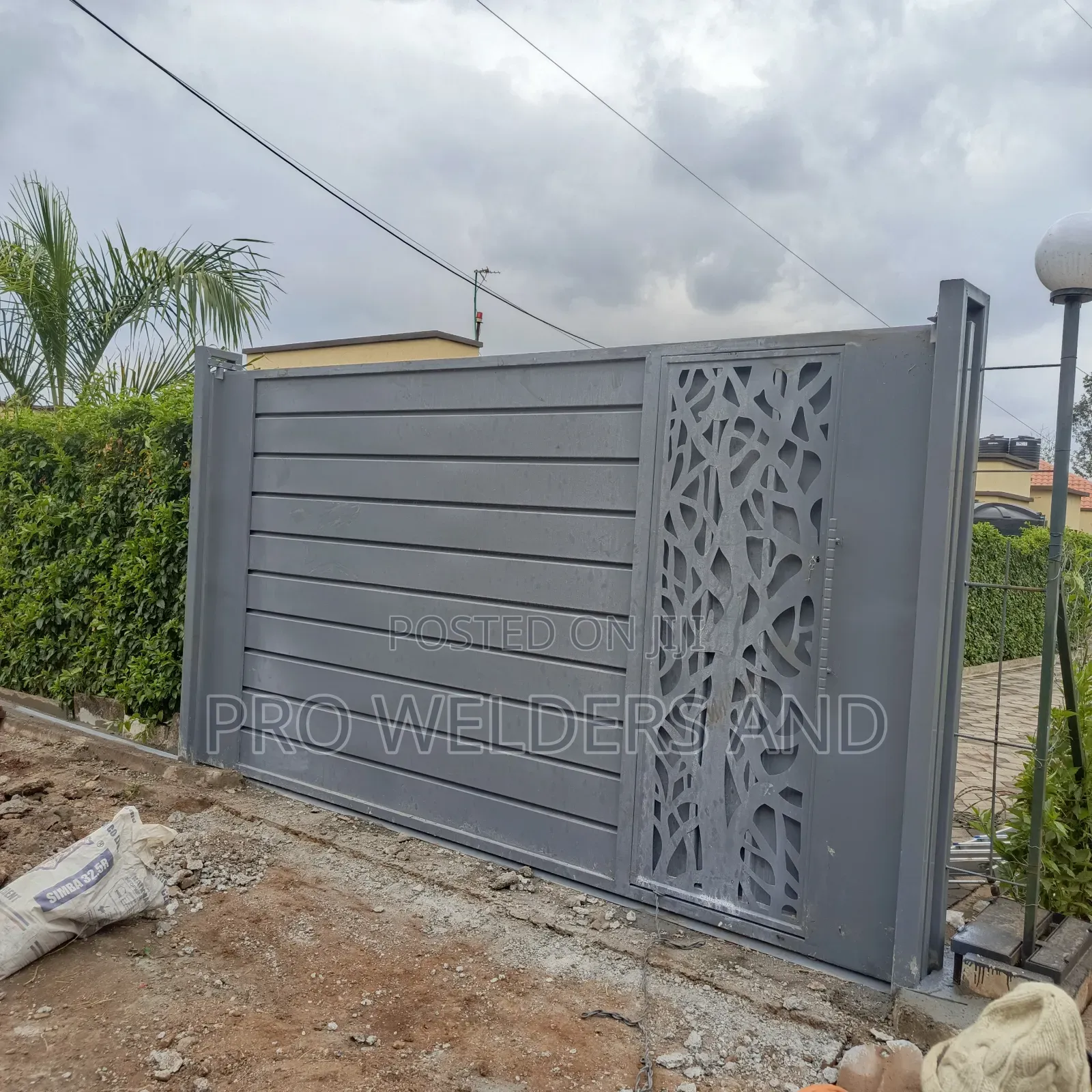 "Modern CNC Sliding Gate – Stylish, Strong Secure!"