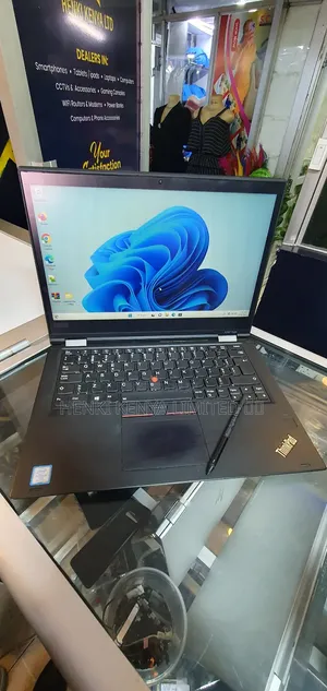 Laptop Lenovo ThinkPad X380 Yoga 8GB Intel Core I5 SSD 256GB