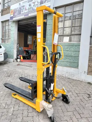 Manual Pallet Stacker